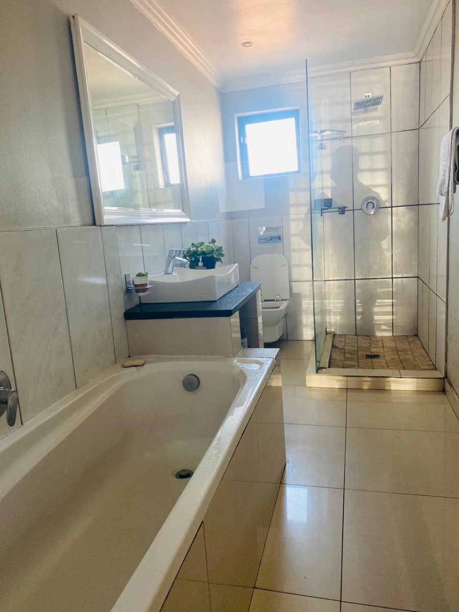 2 Bedroom Property for Sale in Richmond Hill Eastern Cape